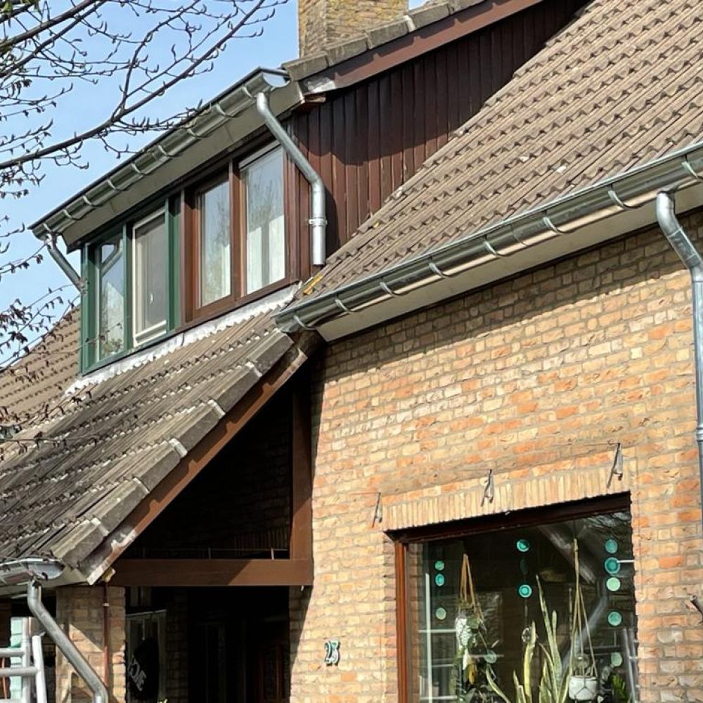 Zinken dakgoten te Wouwse Plantage
